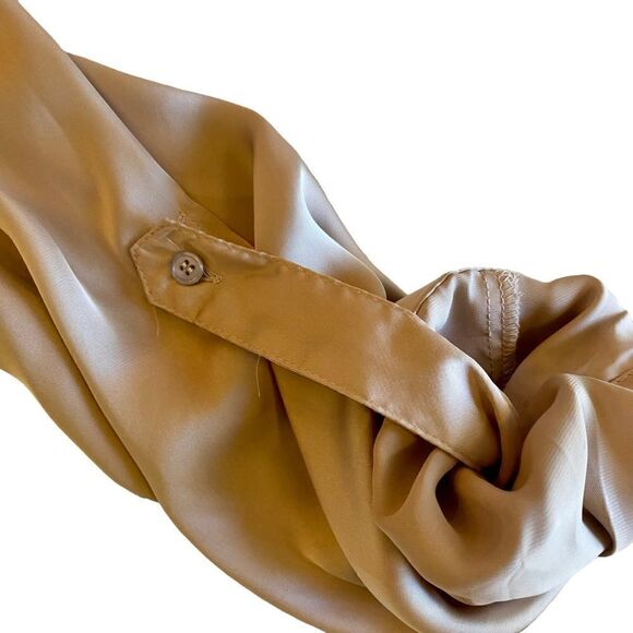 Gold Loose Fitting Blous - Picture 8 of 8